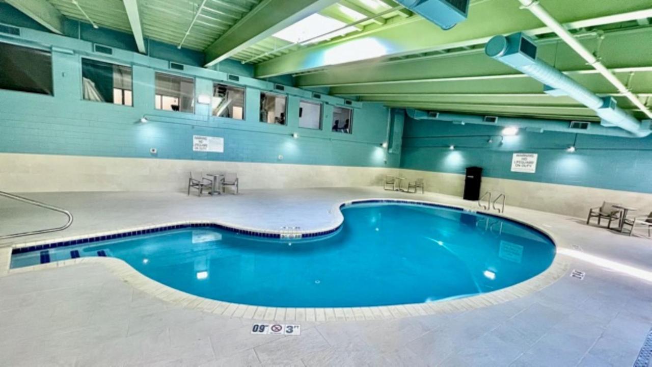 Holiday Inn Express - Fall River North Εξωτερικό φωτογραφία