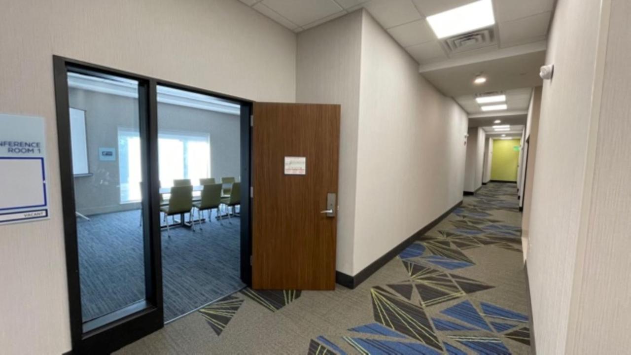 Holiday Inn Express - Fall River North Εξωτερικό φωτογραφία
