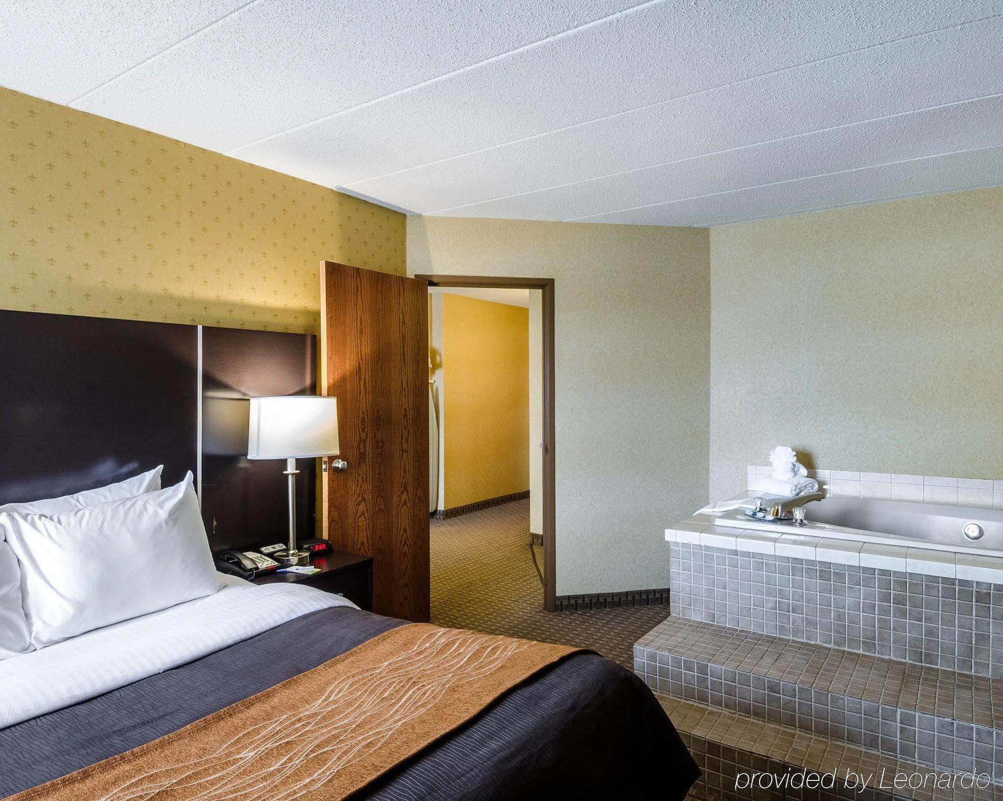 Holiday Inn Express - Fall River North Εξωτερικό φωτογραφία