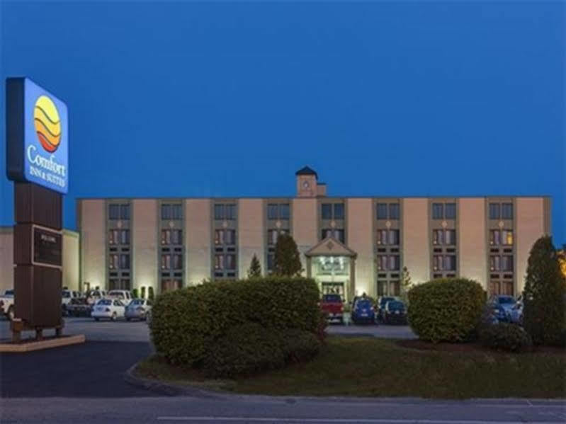 Holiday Inn Express - Fall River North Εξωτερικό φωτογραφία