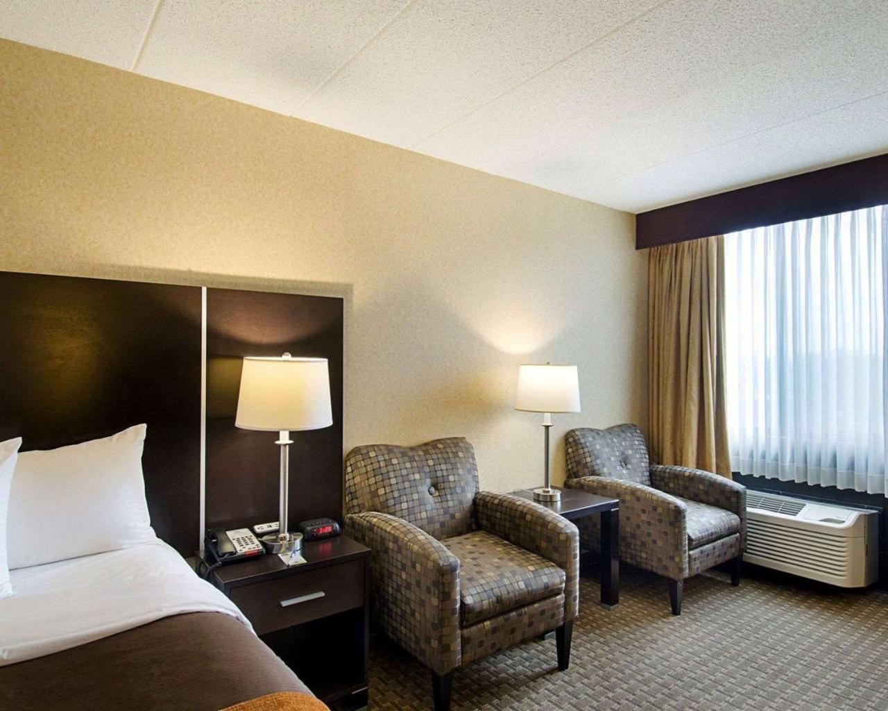 Holiday Inn Express - Fall River North Εξωτερικό φωτογραφία