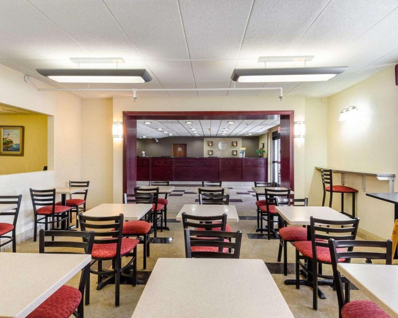 Holiday Inn Express - Fall River North Εξωτερικό φωτογραφία