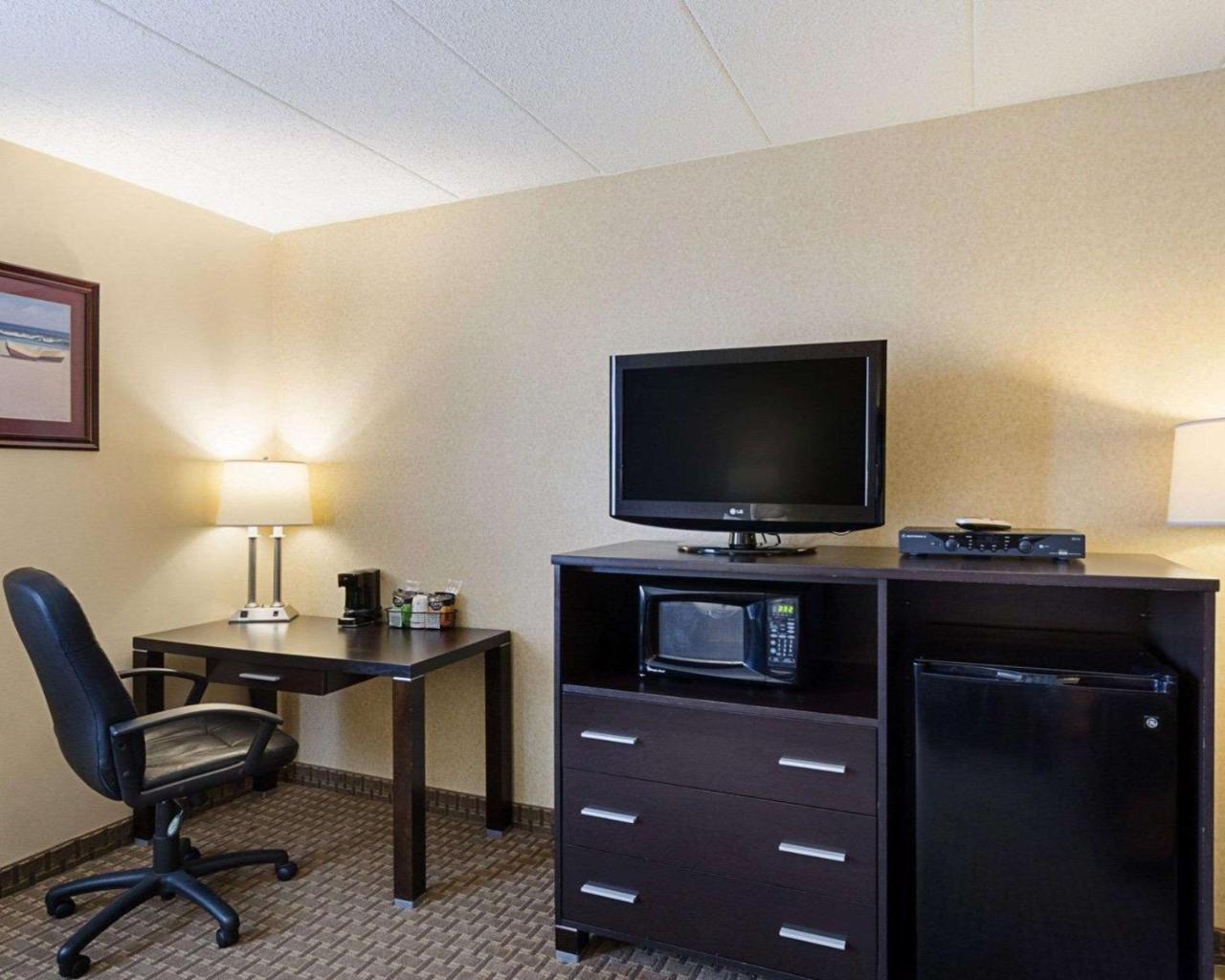 Holiday Inn Express - Fall River North Εξωτερικό φωτογραφία